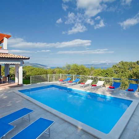 Villa Mirta In Crni Labin  Ngoại thất bức ảnh