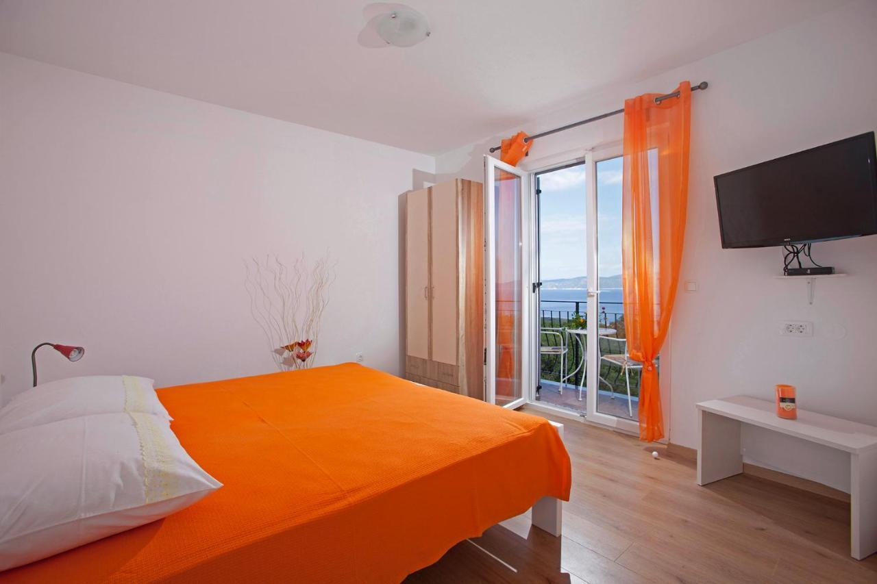 Villa Mirta In Crni Labin  Ngoại thất bức ảnh