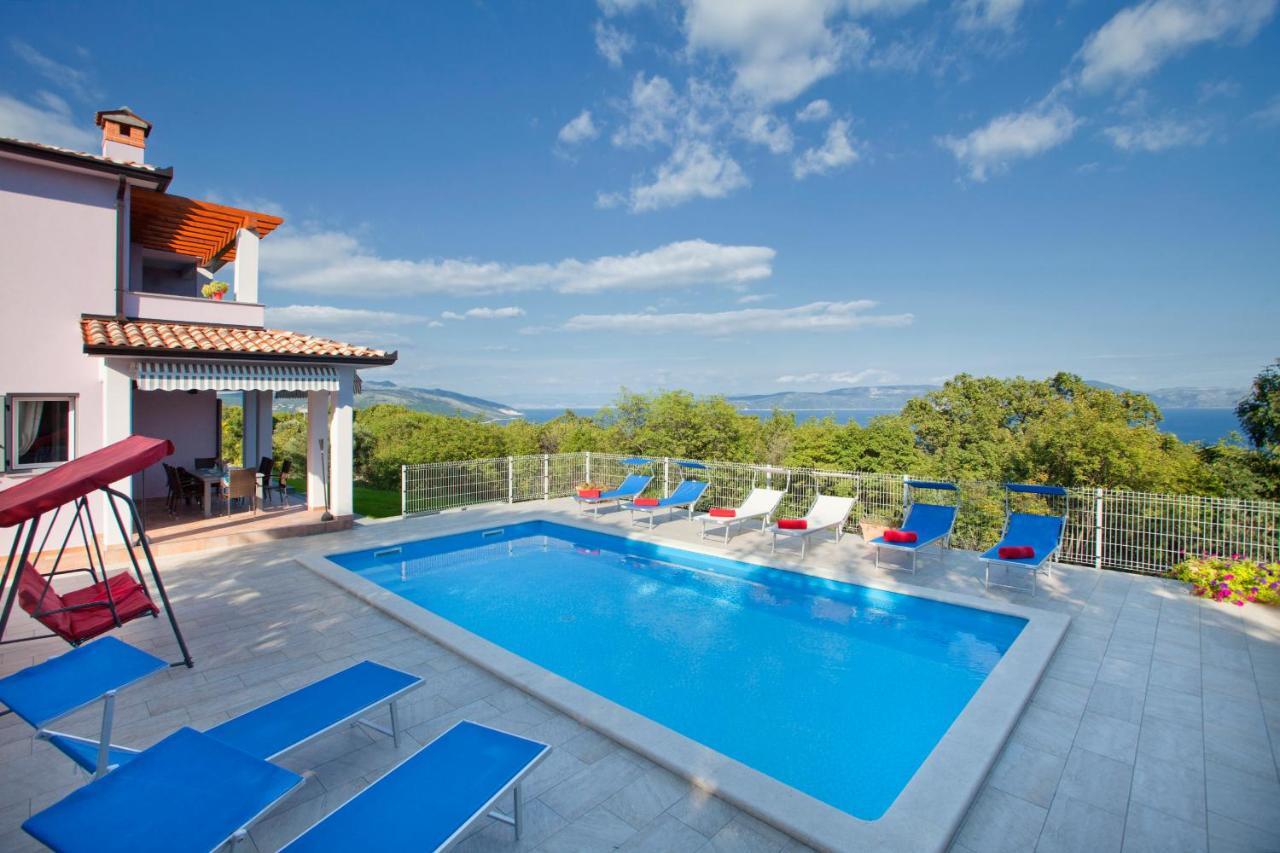 Villa Mirta In Crni Labin  Ngoại thất bức ảnh
