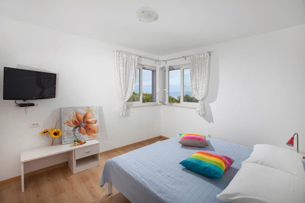 Villa Mirta In Crni Labin  Ngoại thất bức ảnh